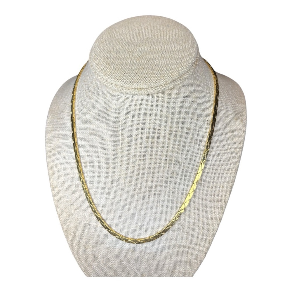 Gold Textured Flat Link Chain Necklace – Shimmering Geometric Design 18” J15